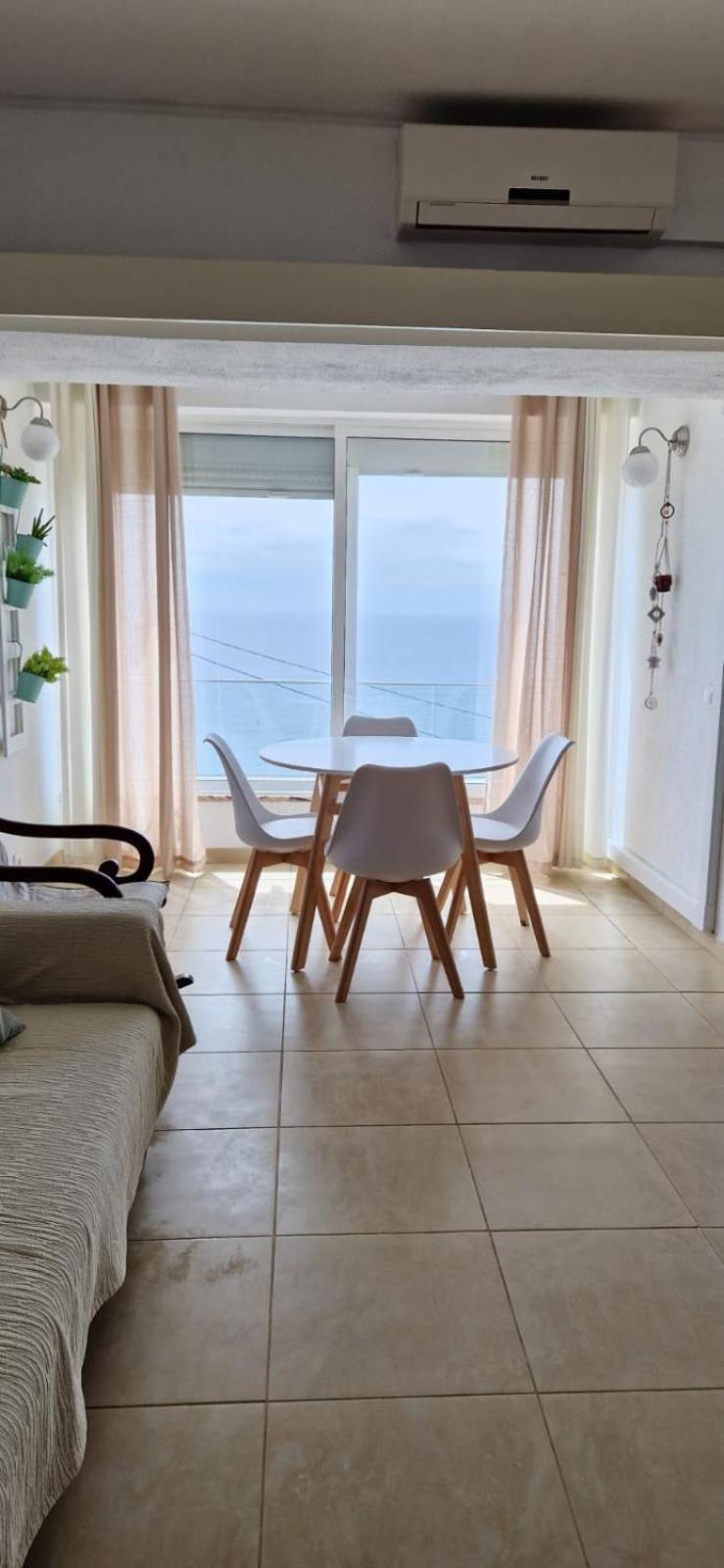 Life Apartment